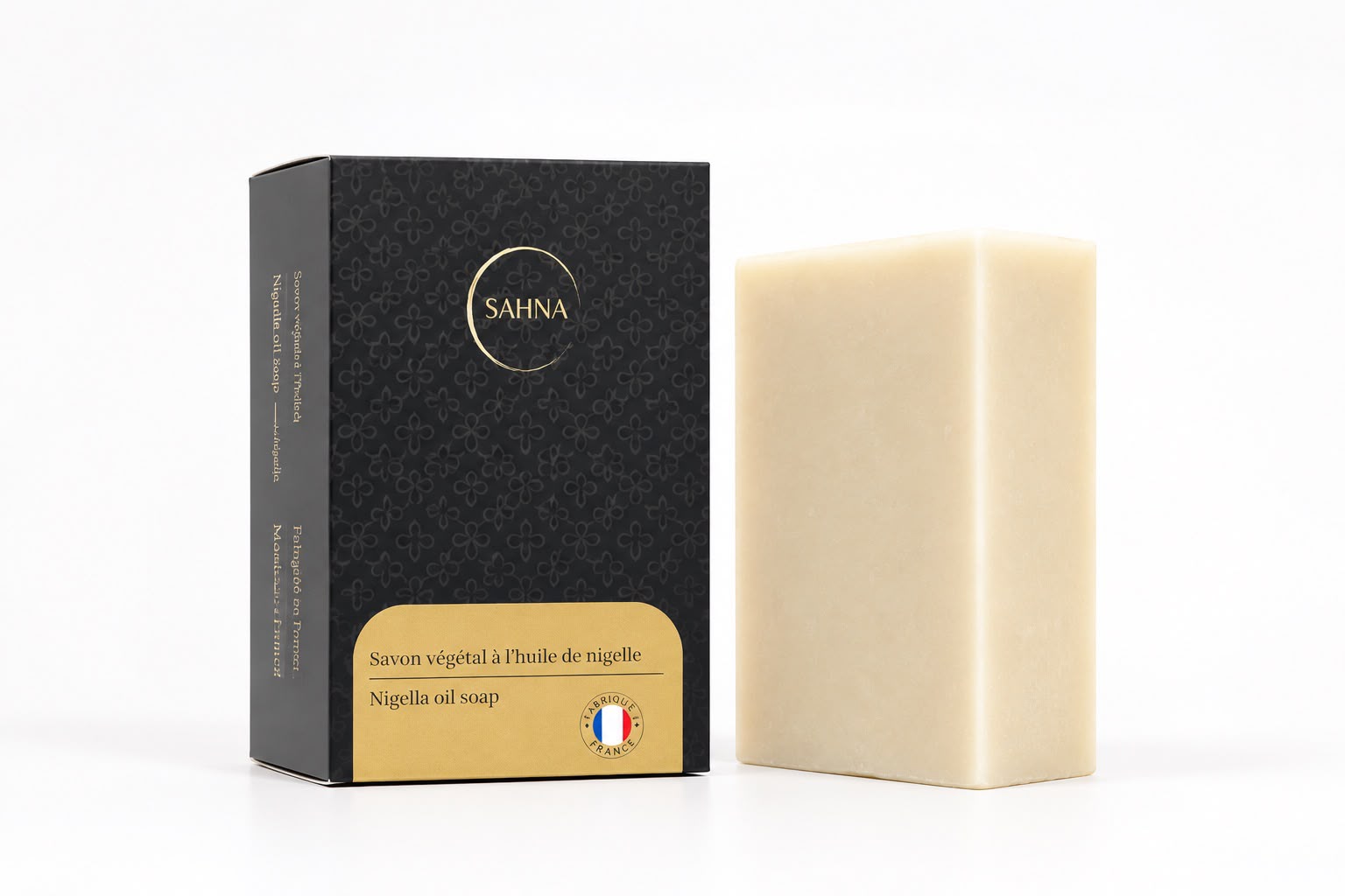Savon végétal SAHNA à l'huile de nigelle et son étui noir